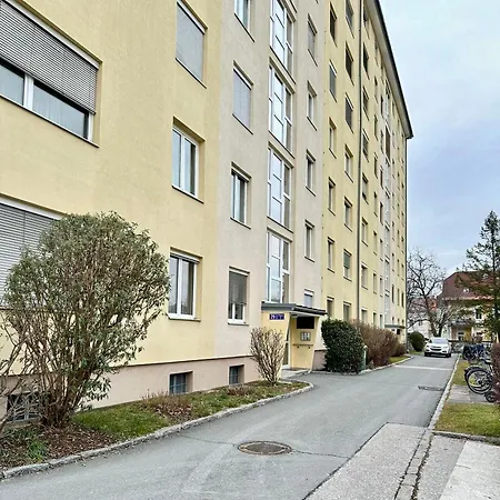 Bamo Studio - City Living Arkaden Apartmán